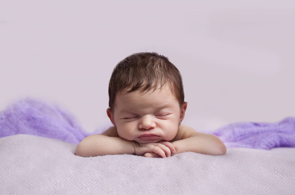 Newborn photographers near me camberley