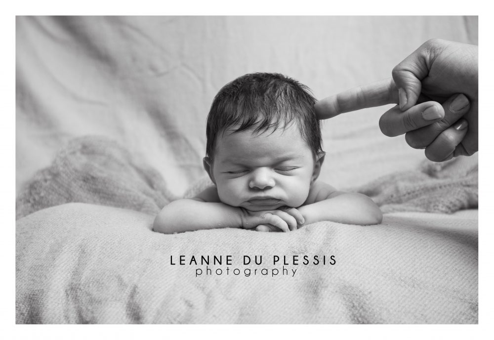 Newborn photographers near me camberley