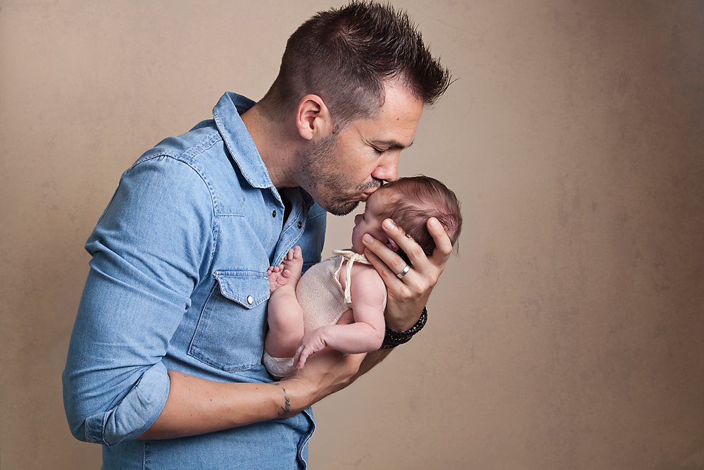 Newborn Photographer Reading