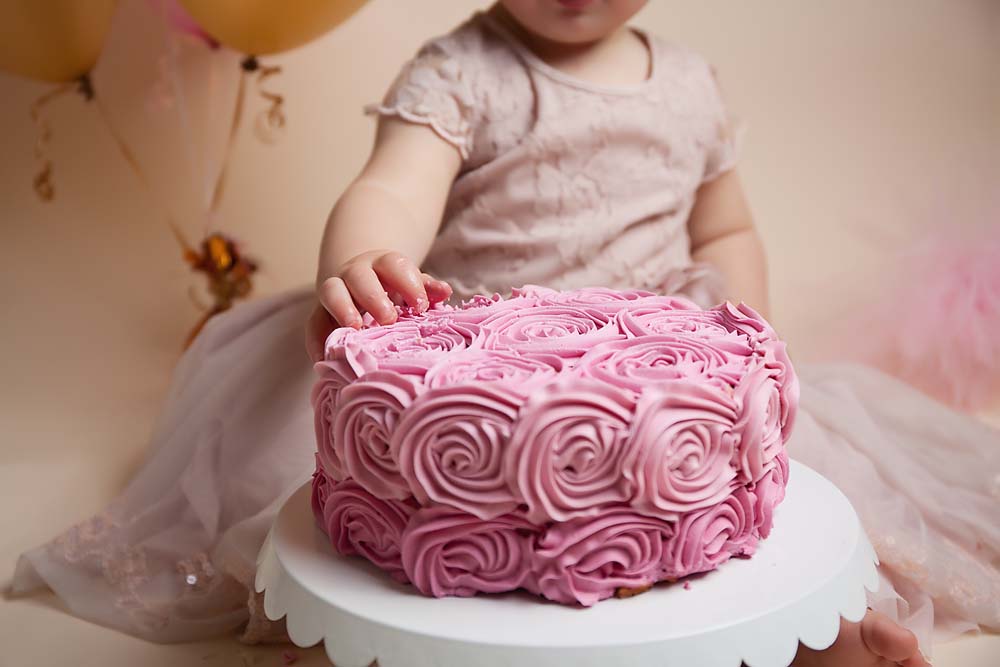 Cake Smash Photographer Bracknell